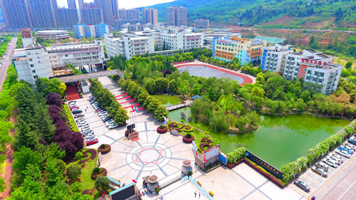 勞動(dòng)教育要在家庭落細(xì)落實(shí)